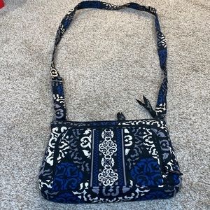 Great condition Vera Bradley crossbody purse with built in wallet
